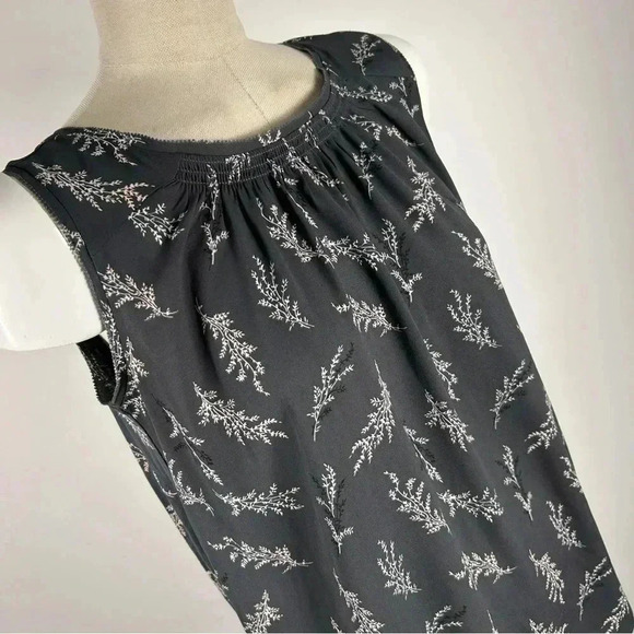 💕 Loft  top XS - Picture 4 of 9